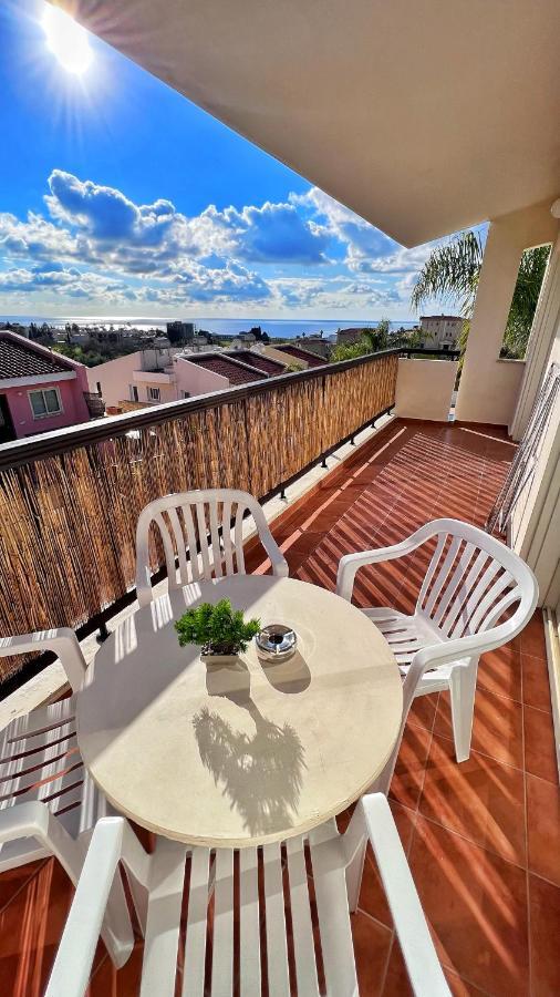 Melanos Sea View Apartment Paphos Exterior photo