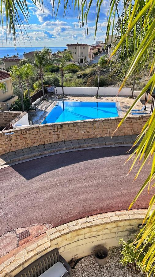 Melanos Sea View Apartment Paphos Exterior photo
